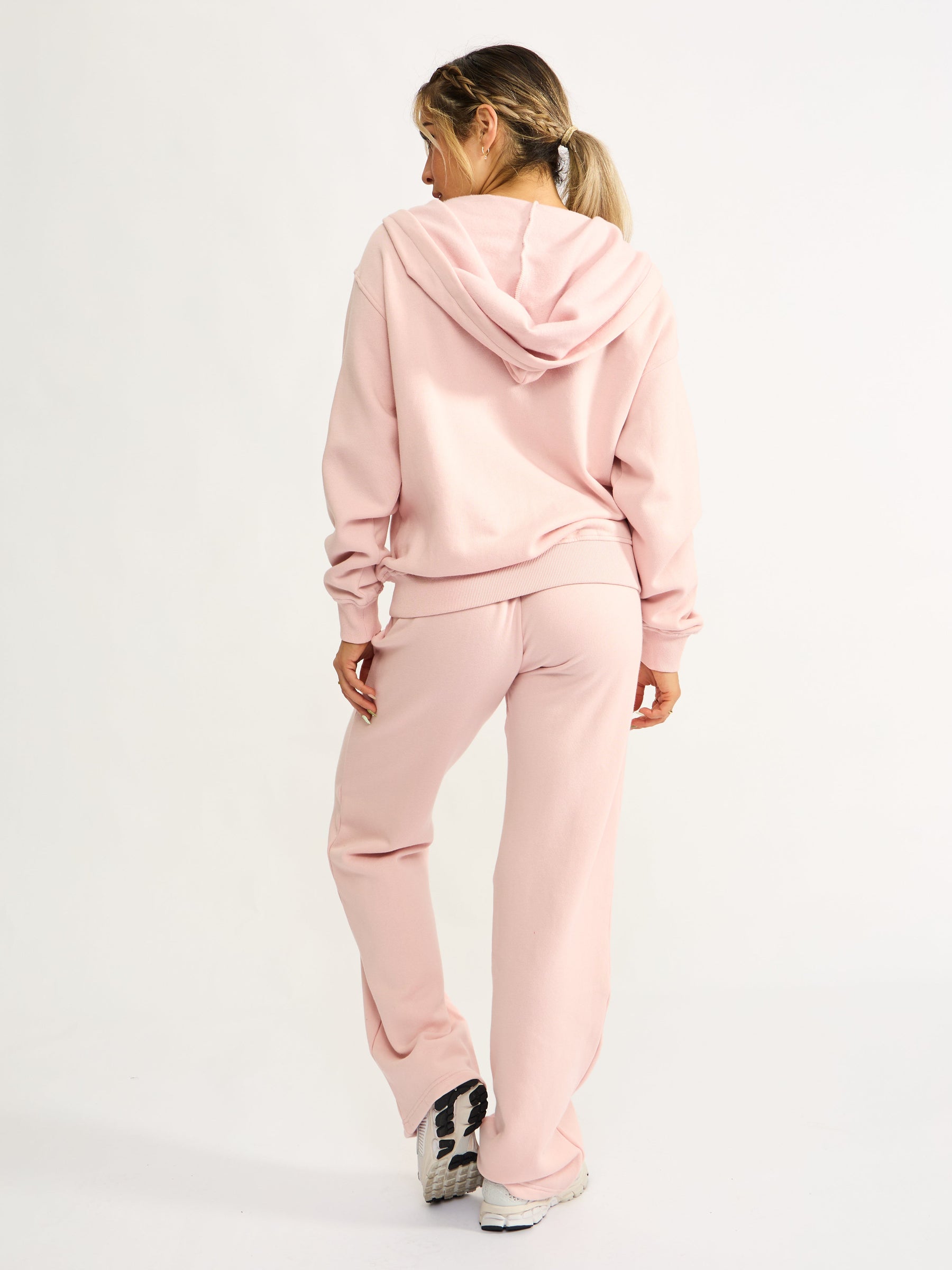 Threads Crossover Sweat Pant - Love Story