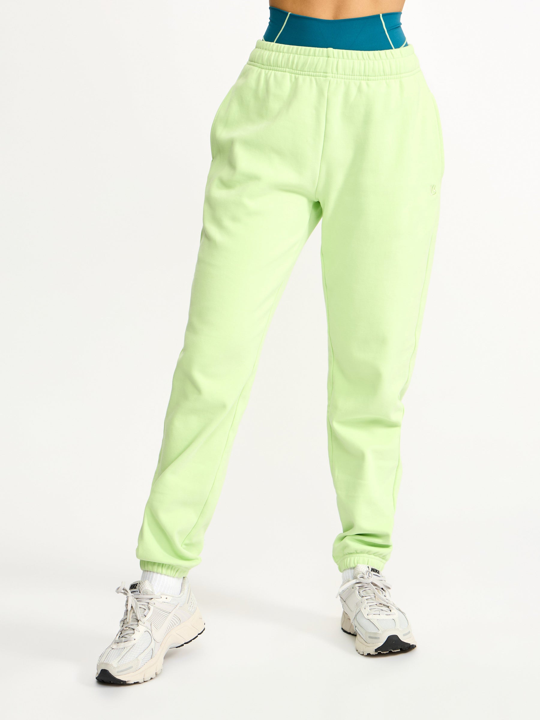 Boyfriend Cloud Jogger - Lima Bean