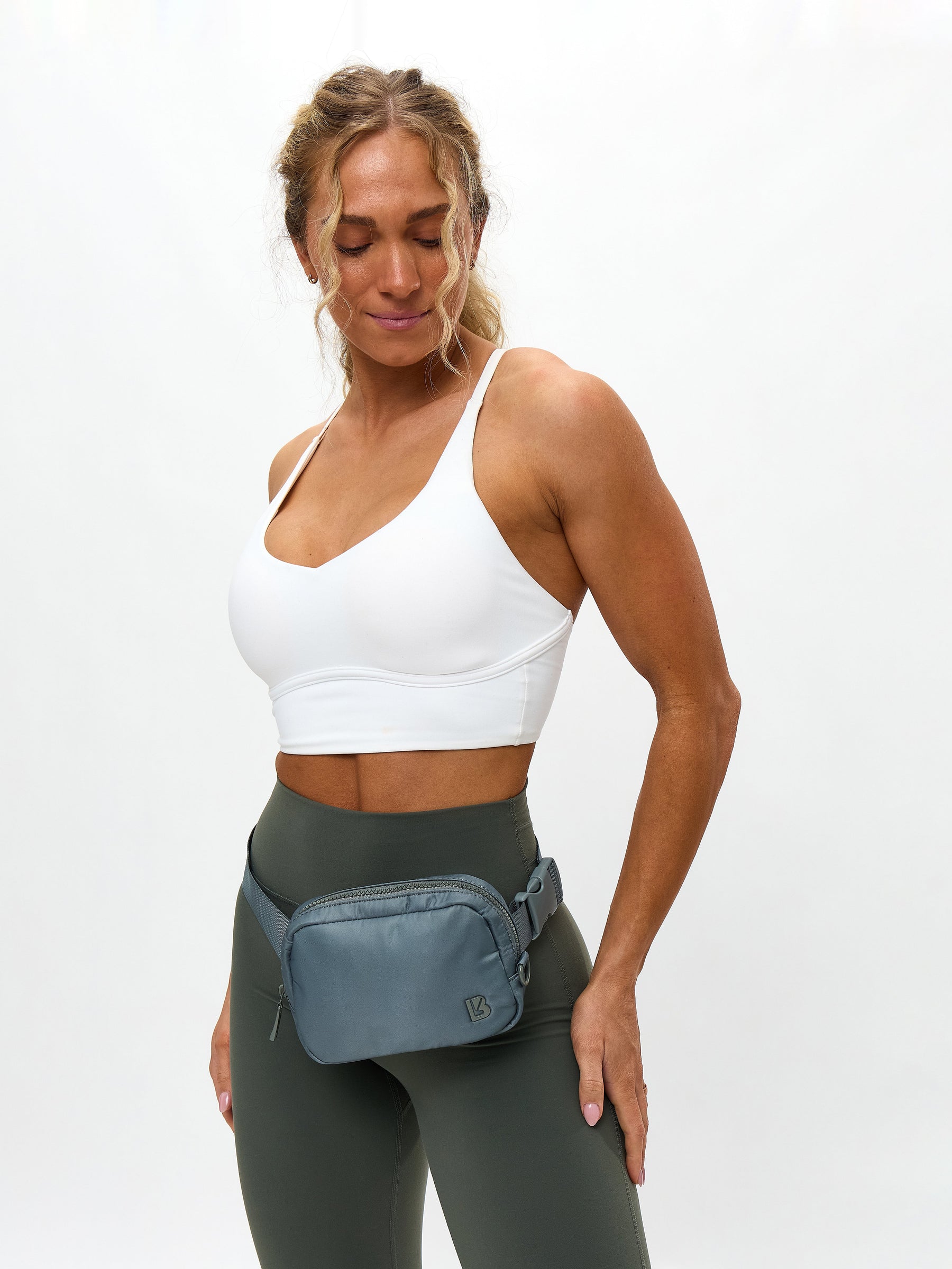 Breakthrough Belt Bag - Frosted Sage