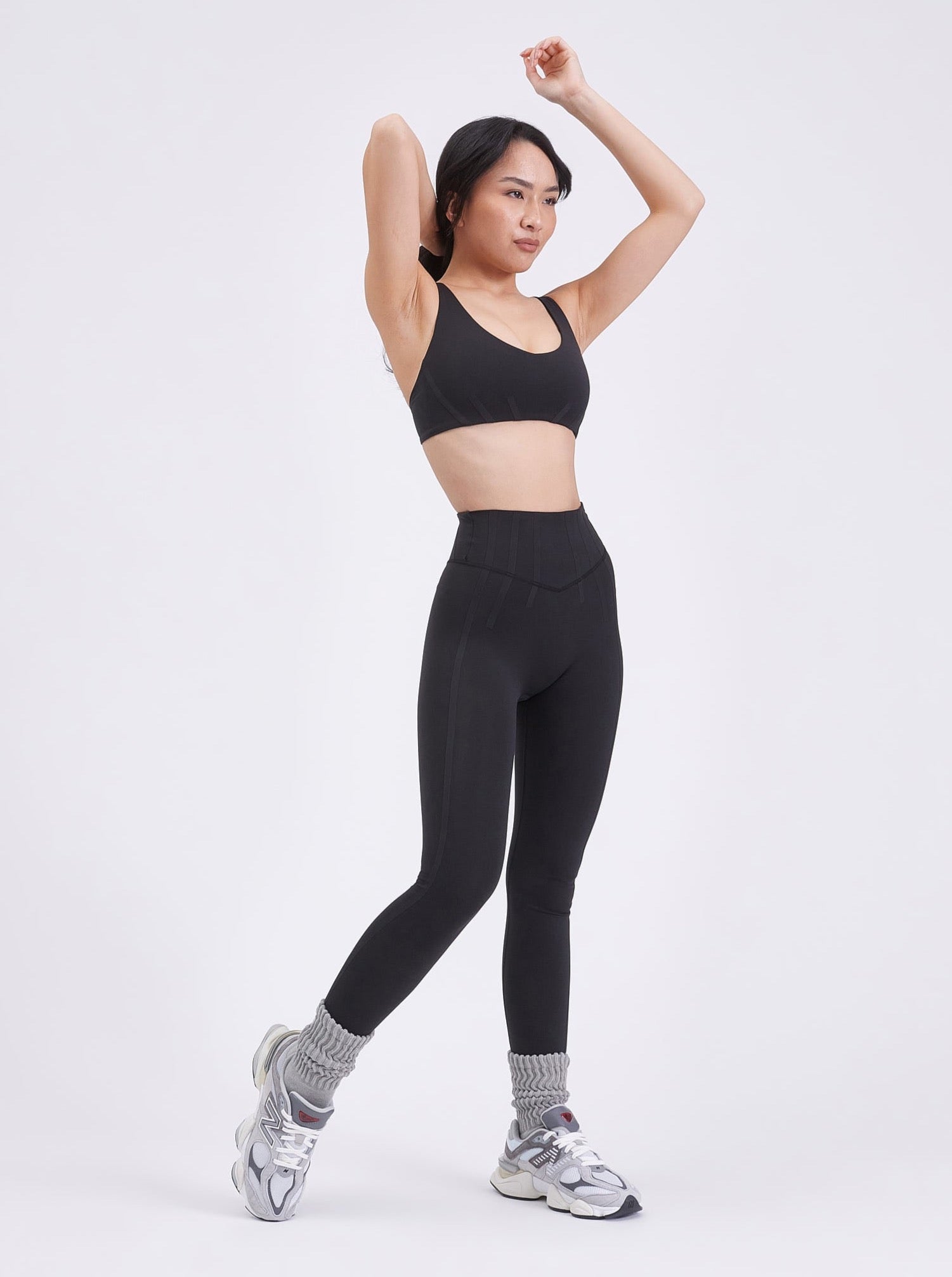 Airbrush Sports Bra - Onyx Black