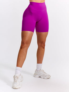 Aggressive Scrunch Short 7" - Grape Juice